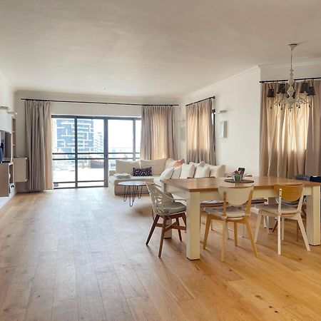 Beautiful Penthouse W/Amazing View, Prime Location Appartement Ramat Gan Buitenkant foto