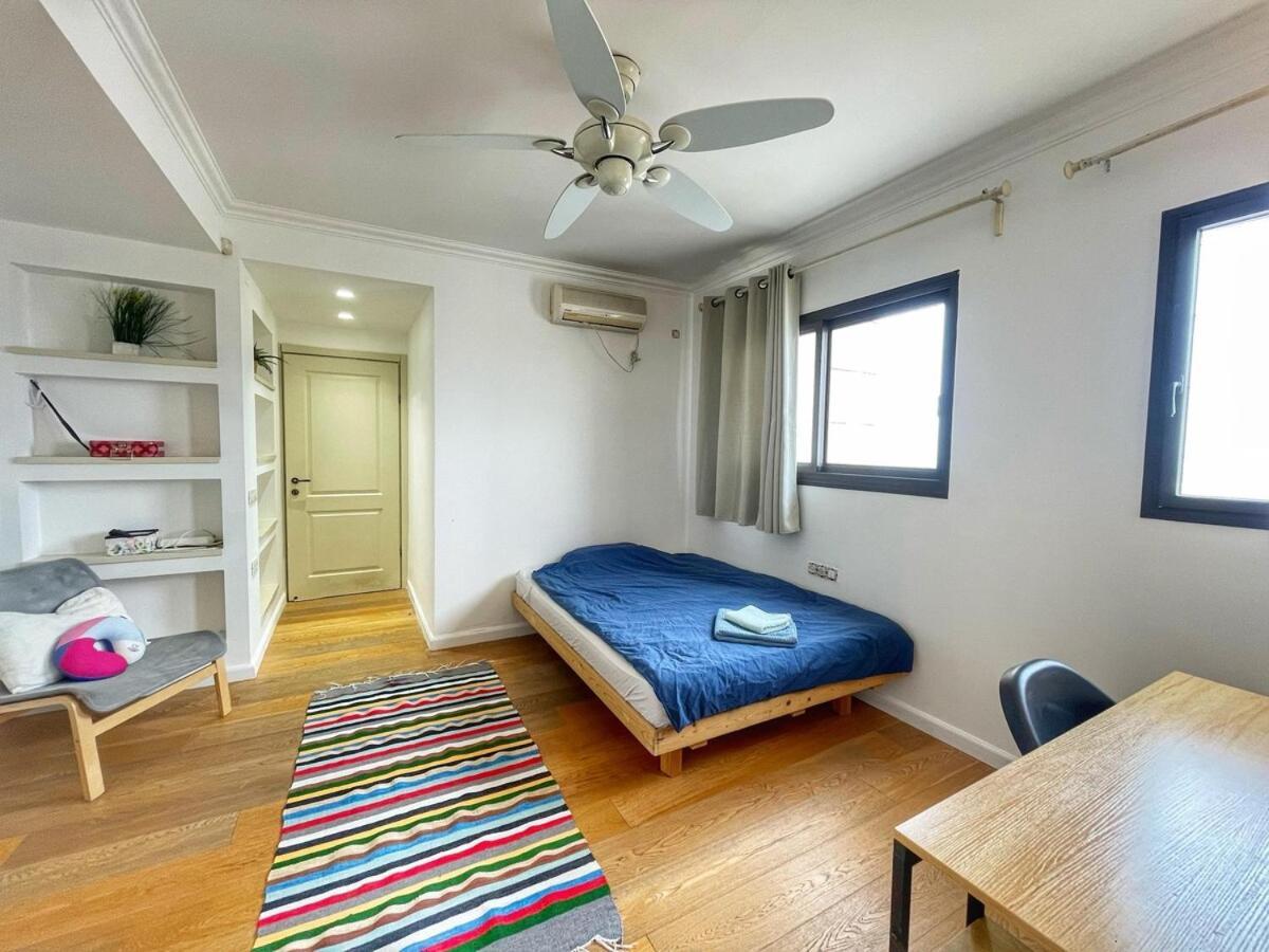 Beautiful Penthouse W/Amazing View, Prime Location Appartement Ramat Gan Buitenkant foto