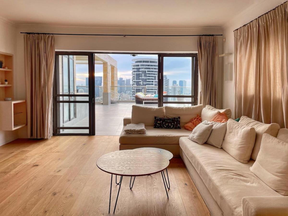 Beautiful Penthouse W/Amazing View, Prime Location Appartement Ramat Gan Buitenkant foto